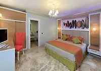 Camelot Boutique &